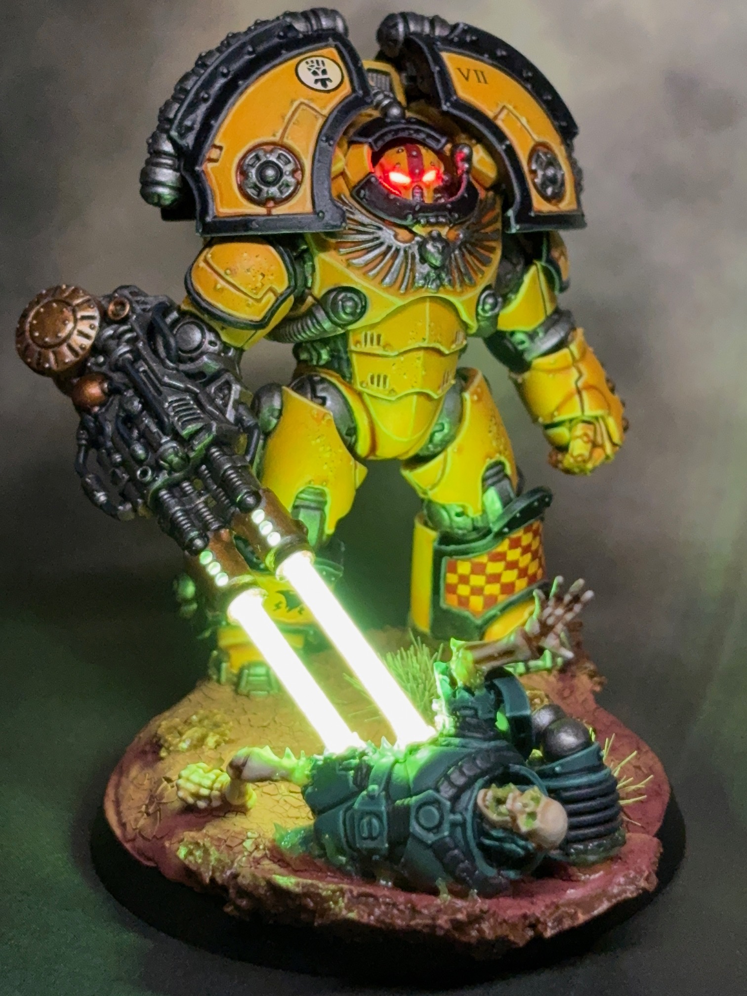 Imperial Fists Saturnine Terminator Heavy Disintergrator – Chris